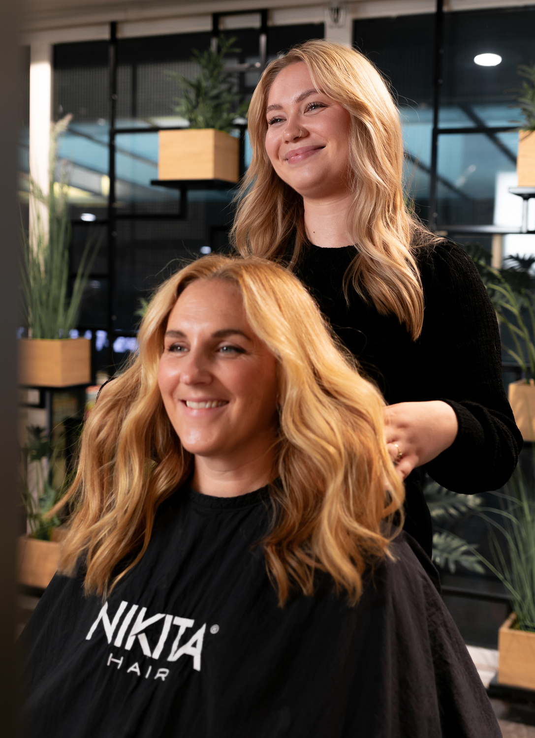 Nikita: Striper, klipp og kur